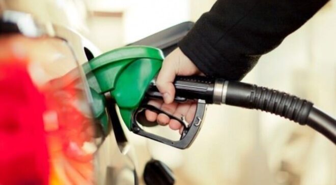 Benzine zam yapıldı