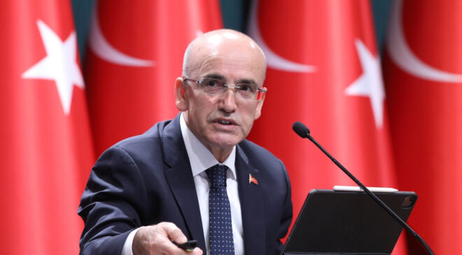 Bakan Şimşek: Ekonomi İyi Durumda, Büyüme Dirençli