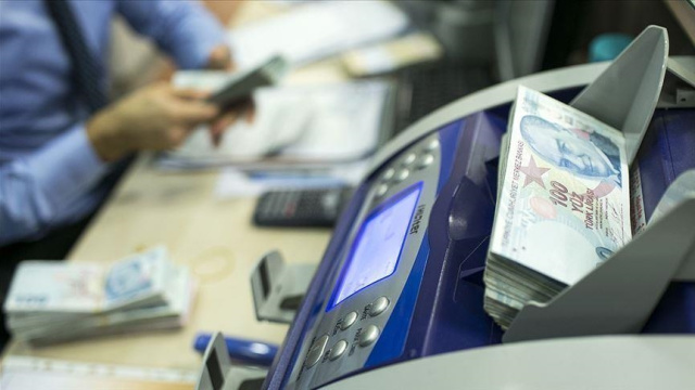 Ticari Krediler Zirveye Koşarken Tüketici Kredileri Hız Kesti